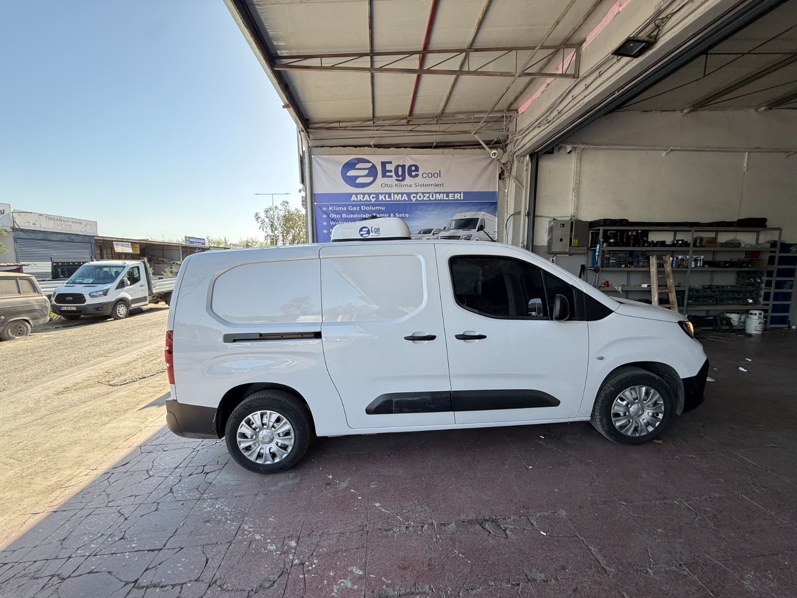Fiat Doblo Araca Elektrikli Frigo Soğutucu Uygulamamız